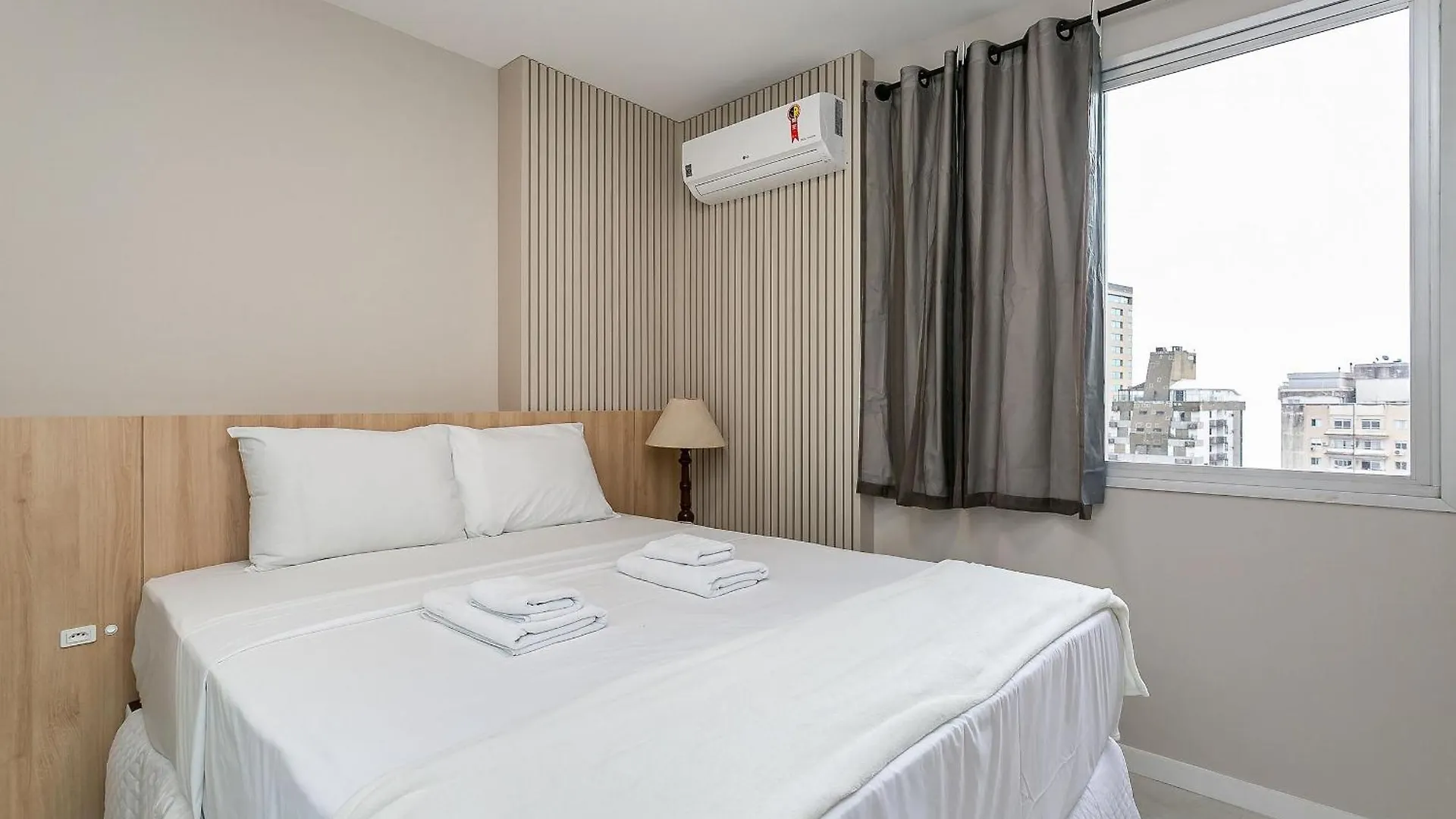 Appartement Wi-Fi 500Mb | Vista Parcial Do Mar | Piscina #Ca65 à Florianópolis 0*,  Brésil